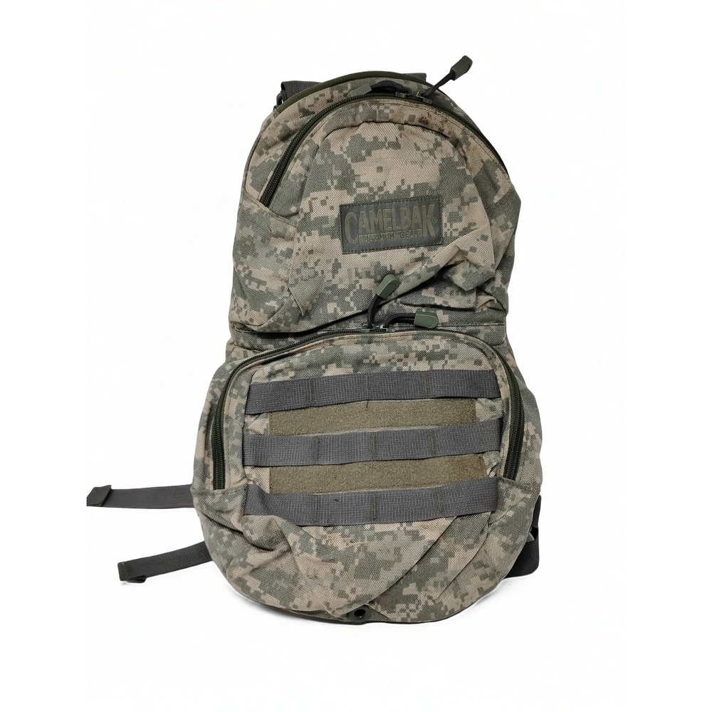 Gorpcore Techwear CamelBak Maximum Gear M.U.L.E. Tactical Hydration Backpack